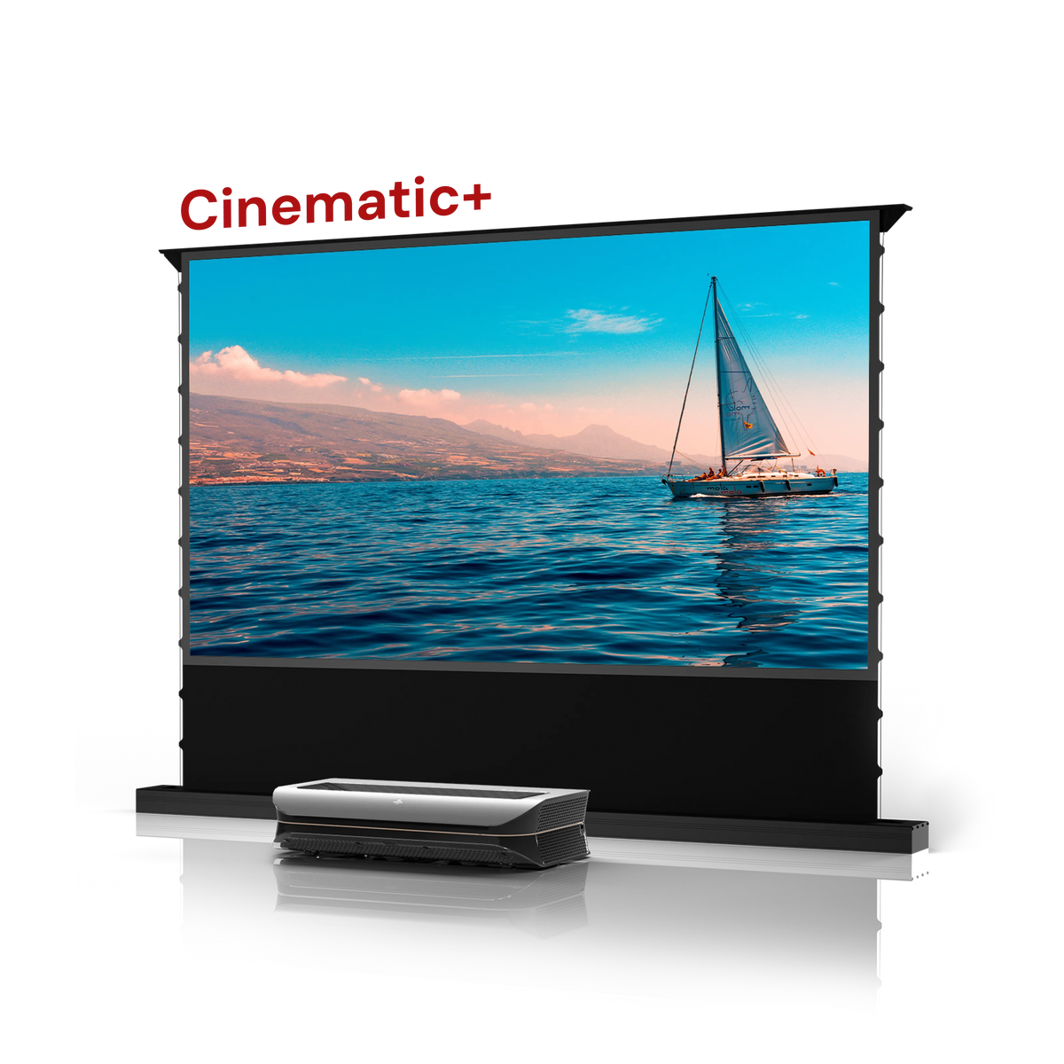 LTV-3500 Pro mit motorisierter Bodenleinwand zeigt Segelboot auf Cinematic+ Projektion.