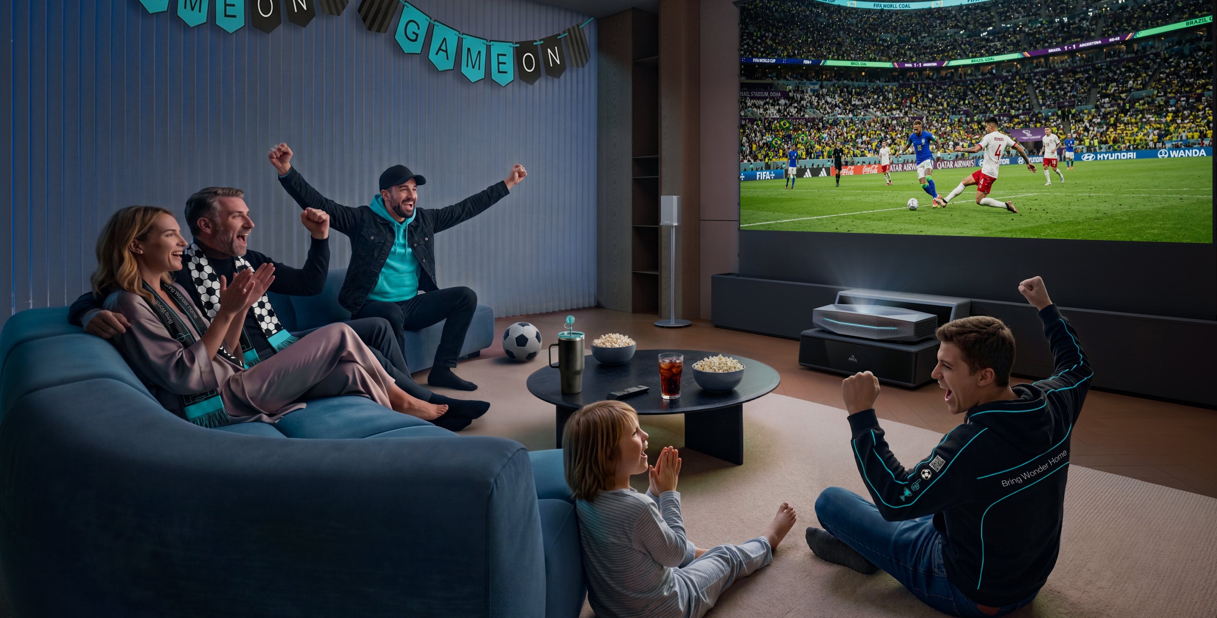 Fußball Spieltag im Wohnzimmer mit AWOL Vision Beamer, Aetherion UST Projektor und großem Heimkino Bild.